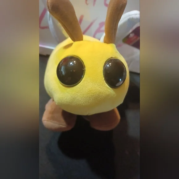 Adopt Me! Yellow Bee Plush Toy New - Picture 3 of 3